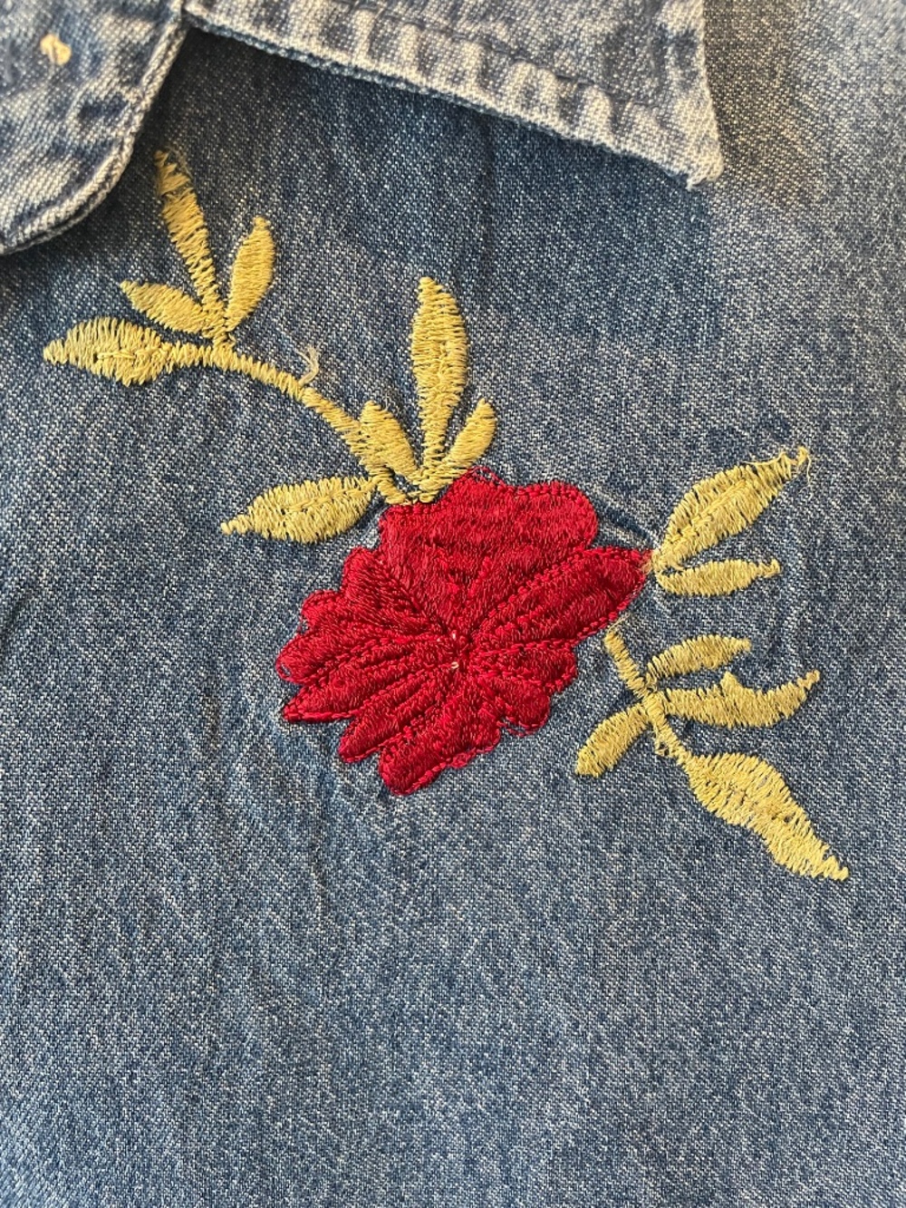 Outback Rider Embroidered Women's Top - Picture 4 of 5